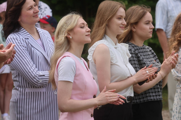 5321400910393055322