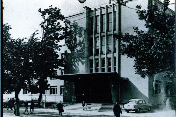 noviykorpus1967