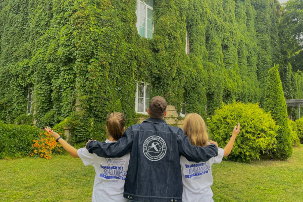 photo_5364308492669800316_y