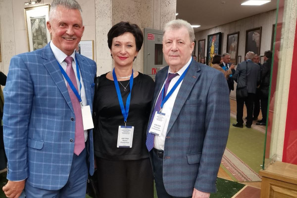 photo_5195060775180421201_y