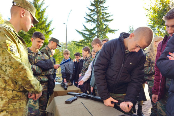 photo_5294487528621070040_y