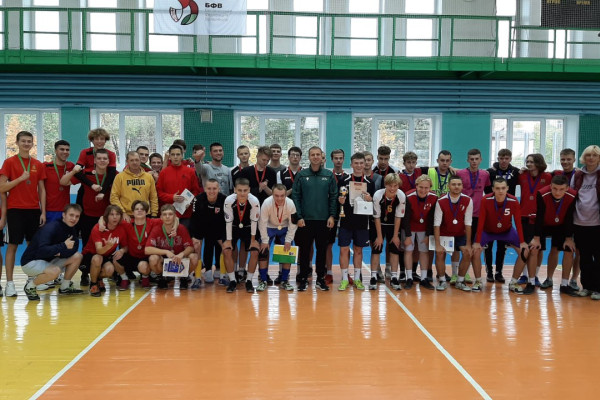 photo_5296766983729172841_y