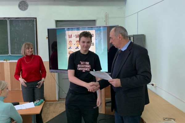 photo_5251418915131741565_y