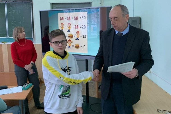 photo_5251418915131741566_y