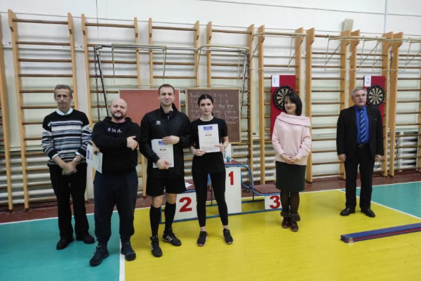 photo_5316753485192091976_y