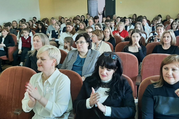 IMG-c3f49c1834165808648a9bb667784241-V