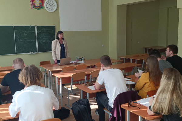 photo_5238212221409024454_y