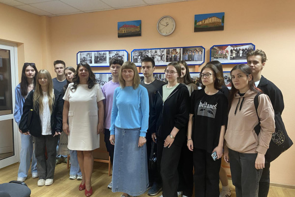 IMG-a19184005ad4a4ee81e52b9dccdbaa89-V