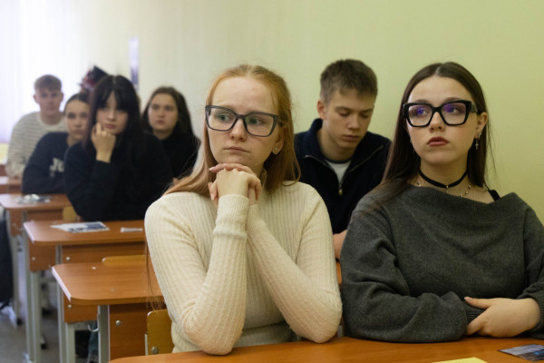 photo_5384254196238382048_y