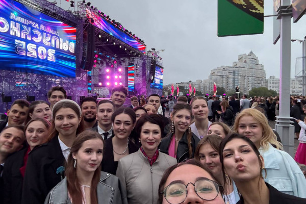 photo_5382165755505799537_y