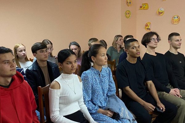 photo_2025-10-07_23-03-45