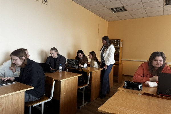 IMG-00febbfb7ced6dc6635ead75f1668692-V