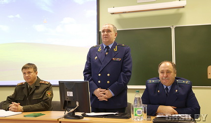 Прокурор Гродненской области В.Н. Морозов встретился с личным составом военного факультета ГрГУ имени Янки Купалы