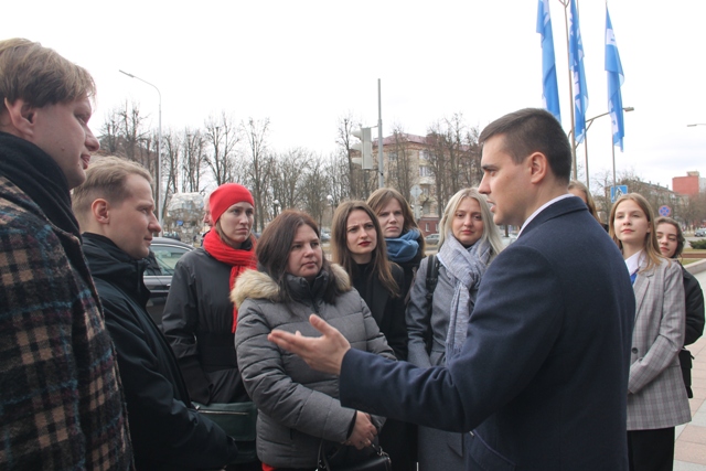 Выкладчык ГрДУ імя Янкі Купалы прыняў удзел у сустрэчы з Міністрам адукацыі РБ