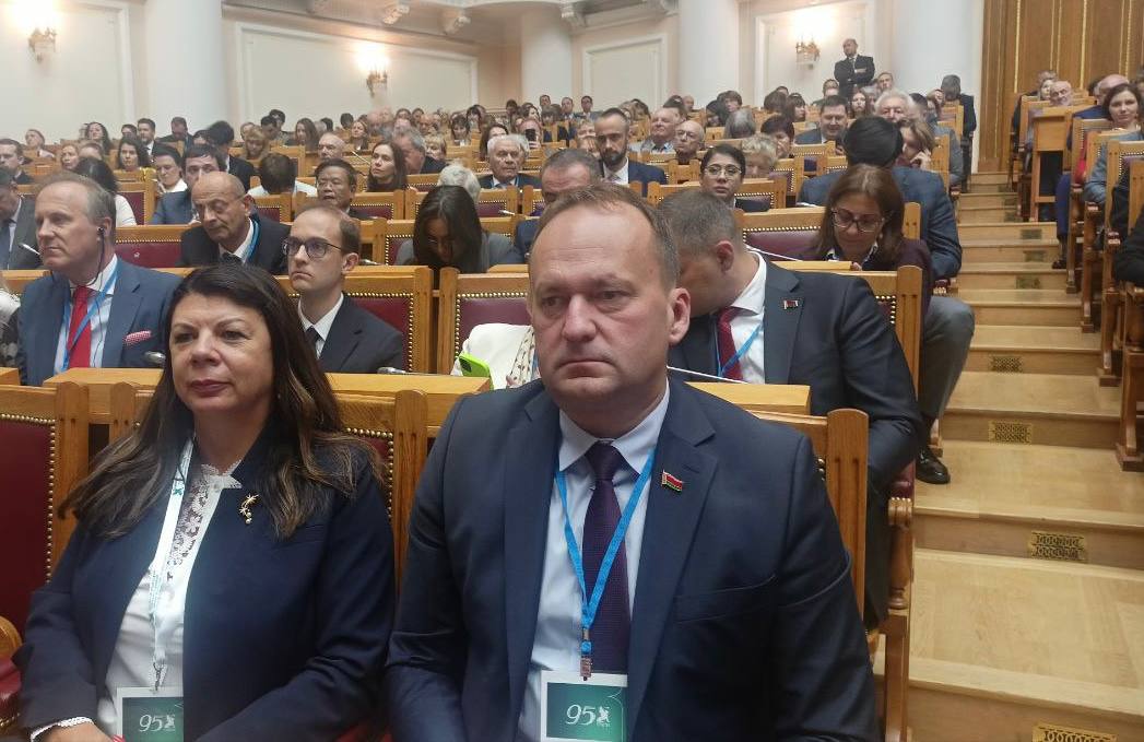 Делегация ГрГУ имени Янки Купалы принимает участие в юбилейных мероприятиях Санкт-Петербургского государственного экономического университета