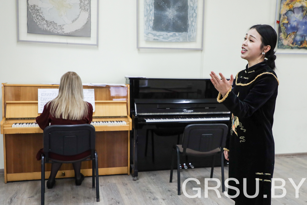Финальный аккорд: в ГрГУ имени Янки Купалы прошел государственный экзамен для будущих педагогов-музыкантов из КНР